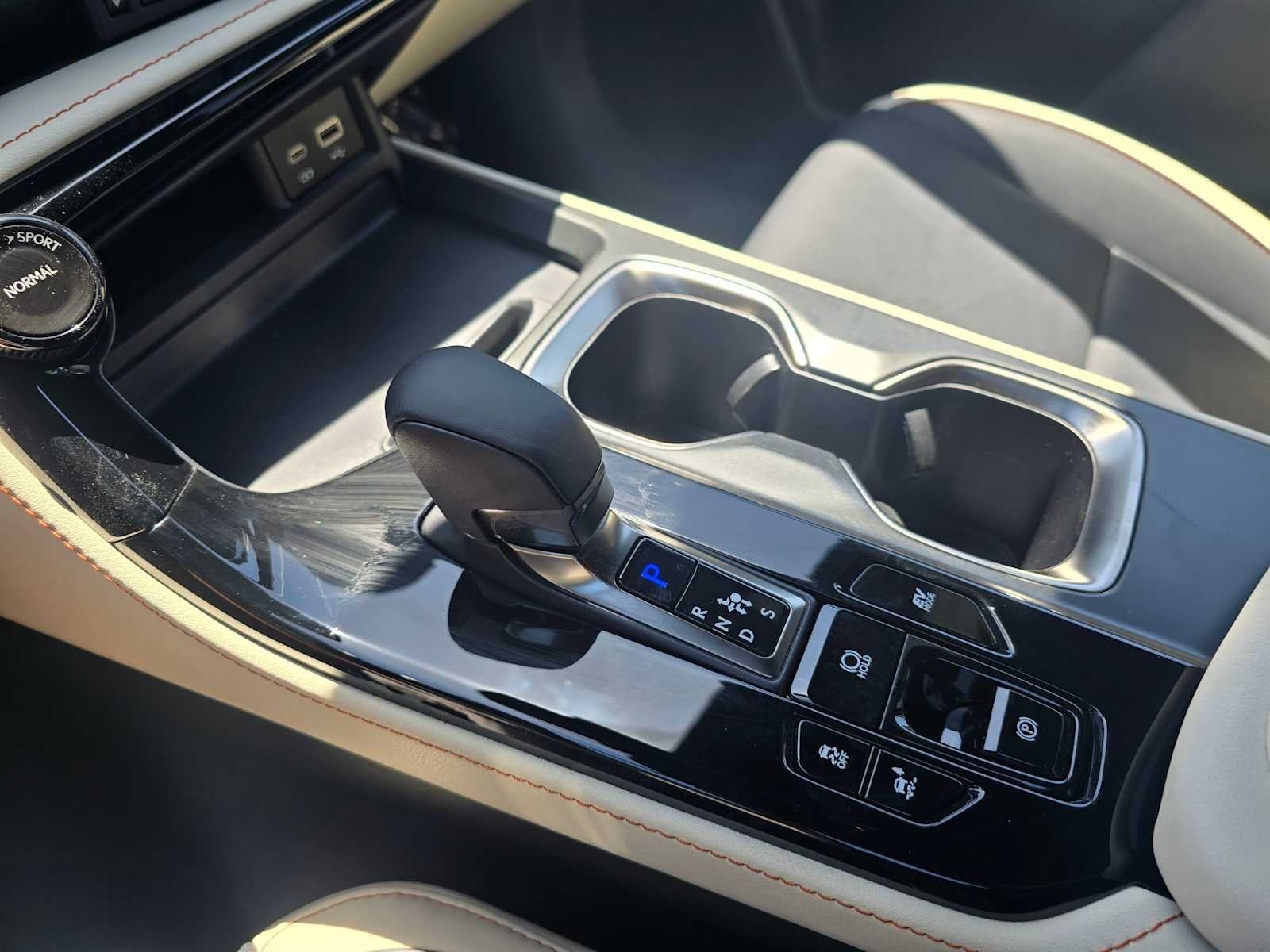 2024 Lexus NX 350h Premium
