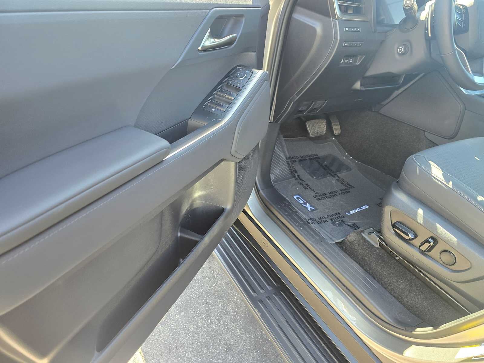 2025 Lexus GX 550 Premium