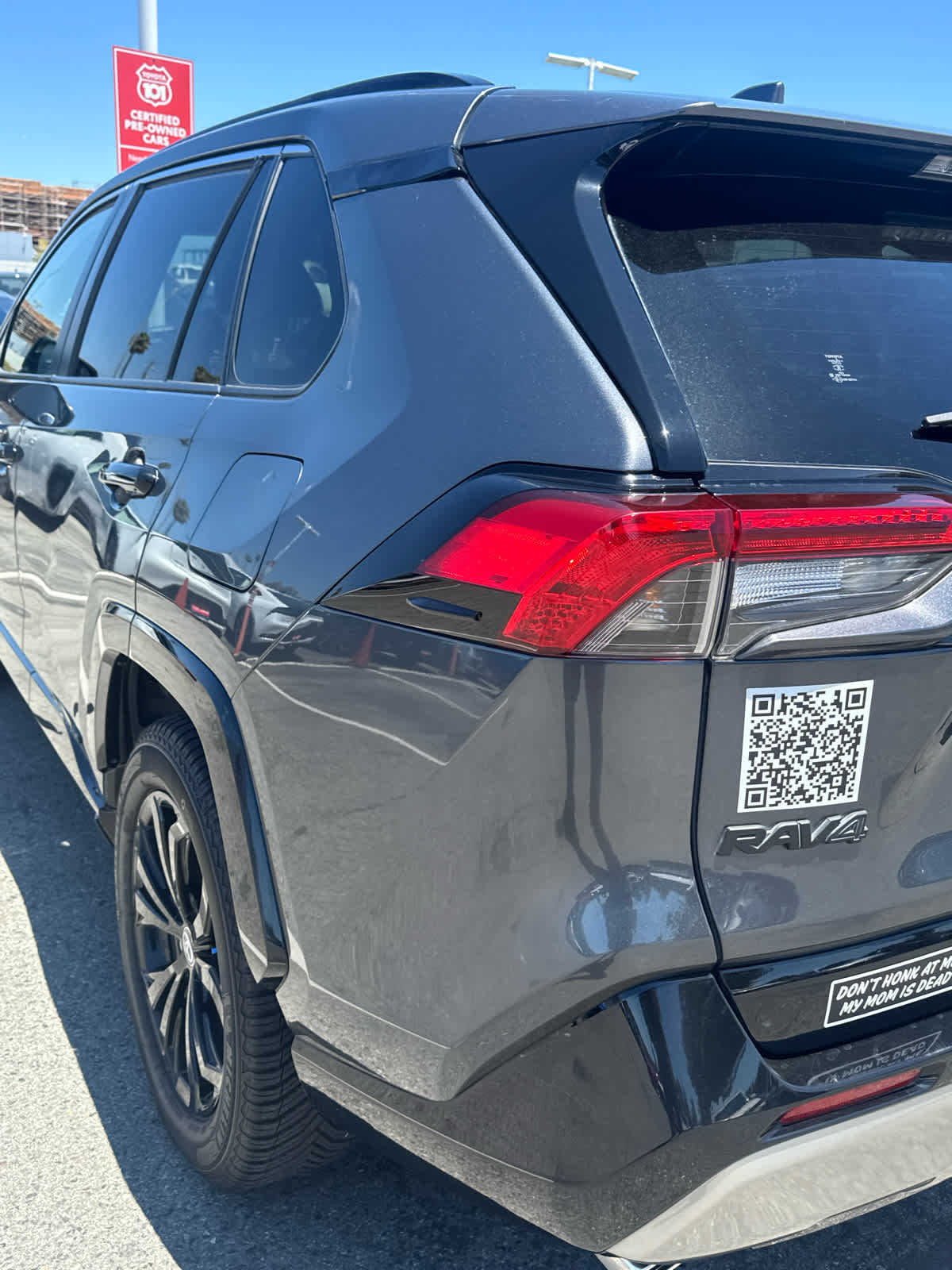 2023 Toyota RAV4 Hybrid SE