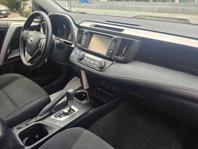 2016 Toyota RAV4 Hybrid XLE