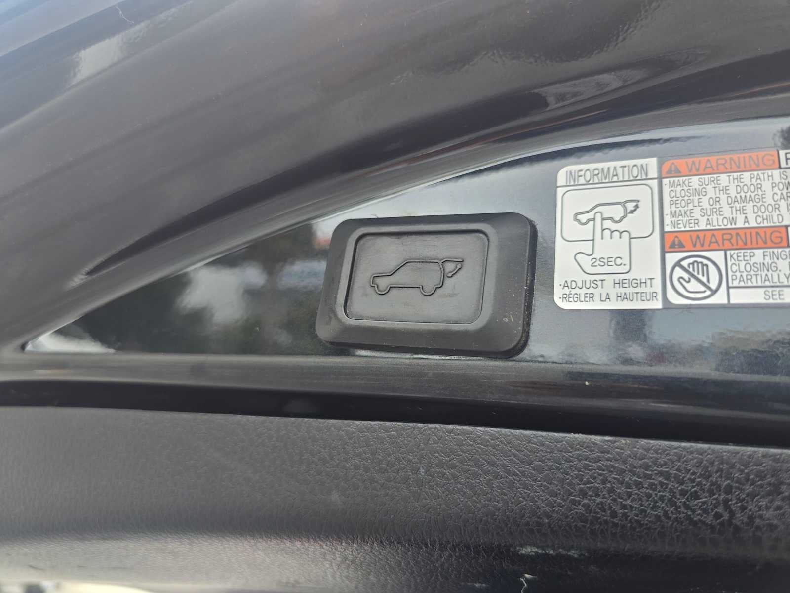 2016 Toyota RAV4 Hybrid XLE