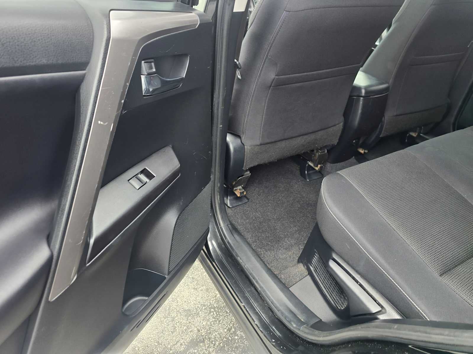 2016 Toyota RAV4 Hybrid XLE