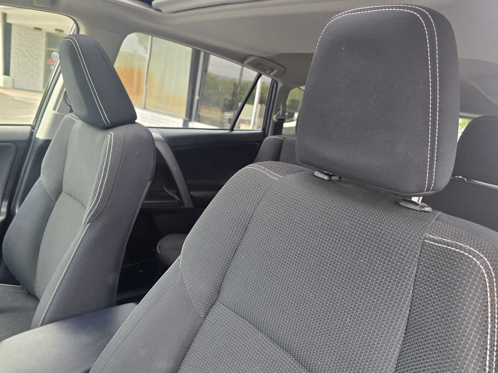 2016 Toyota RAV4 Hybrid XLE