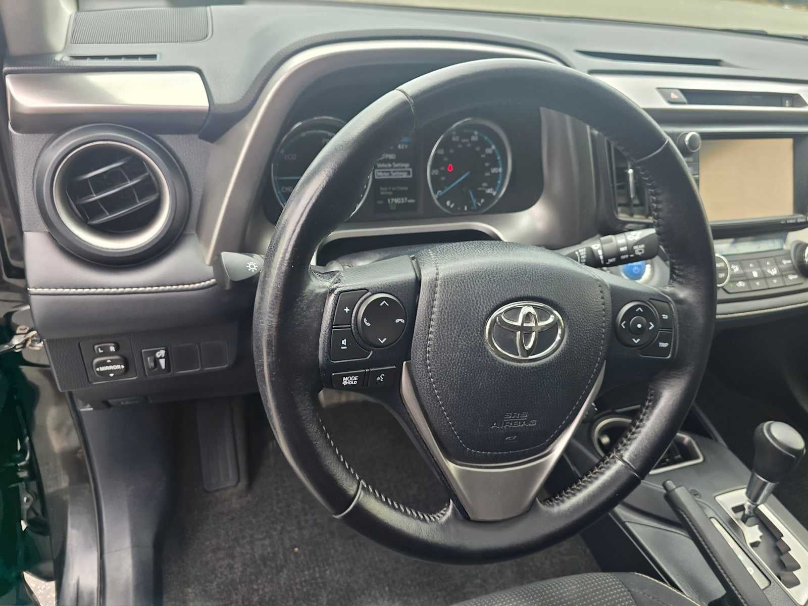 2016 Toyota RAV4 Hybrid XLE