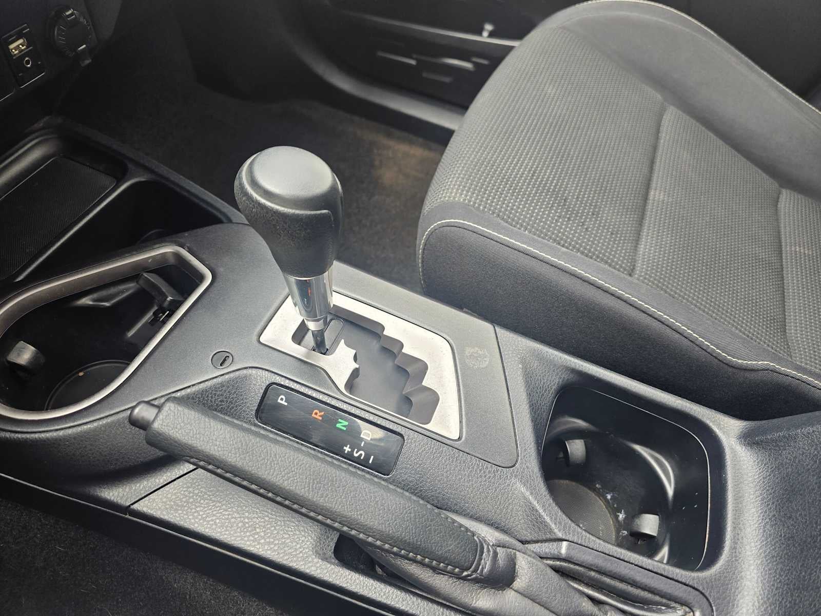 2016 Toyota RAV4 Hybrid XLE