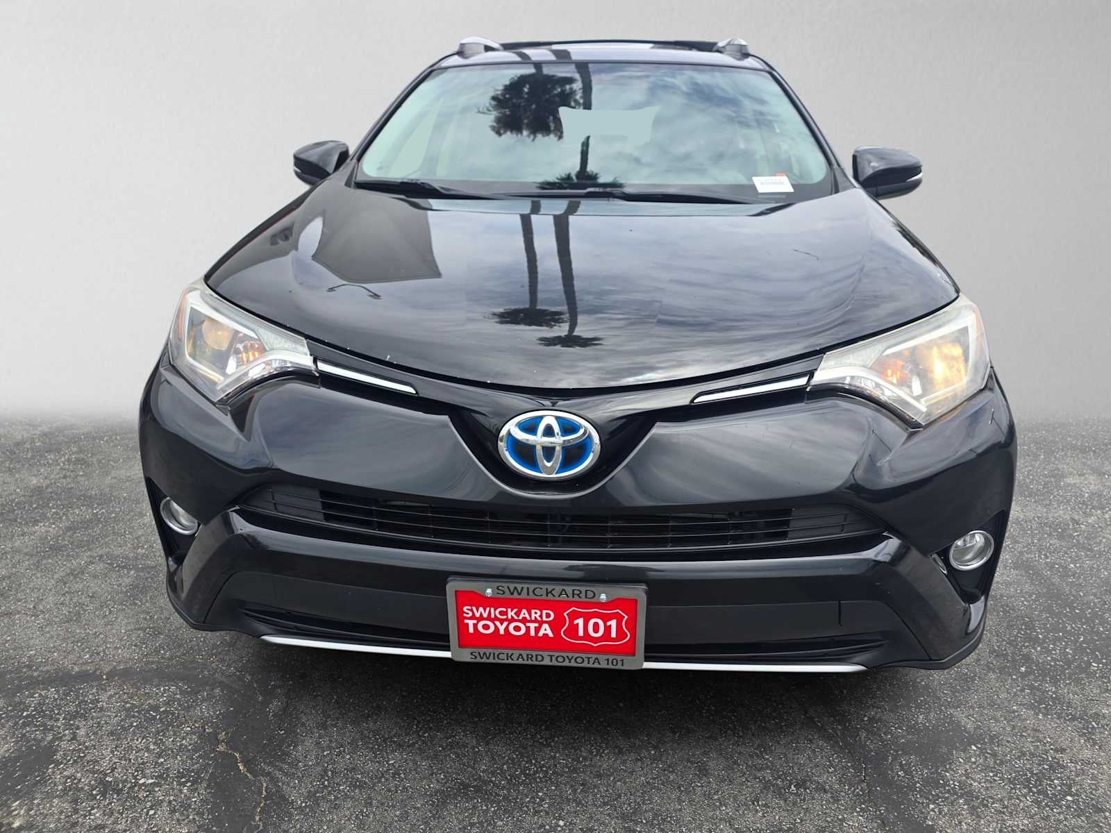 2016 Toyota RAV4 Hybrid XLE