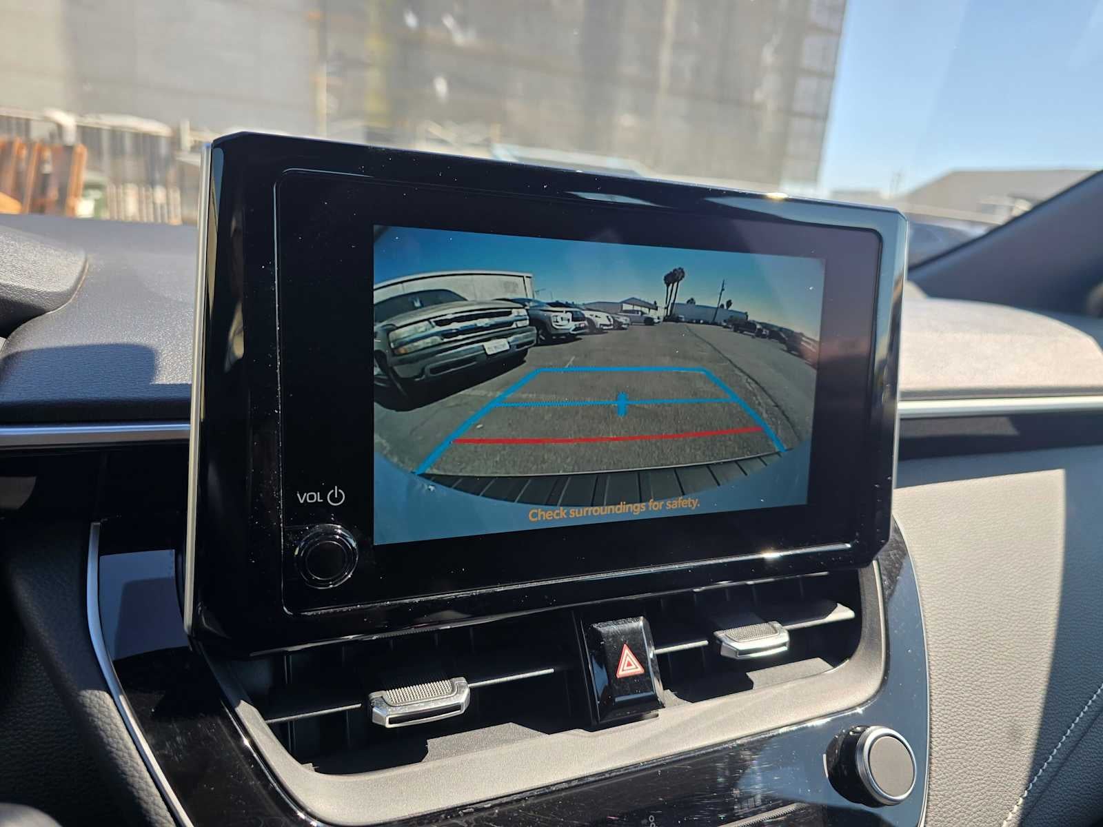 2025 Toyota Corolla Hatchback SE
