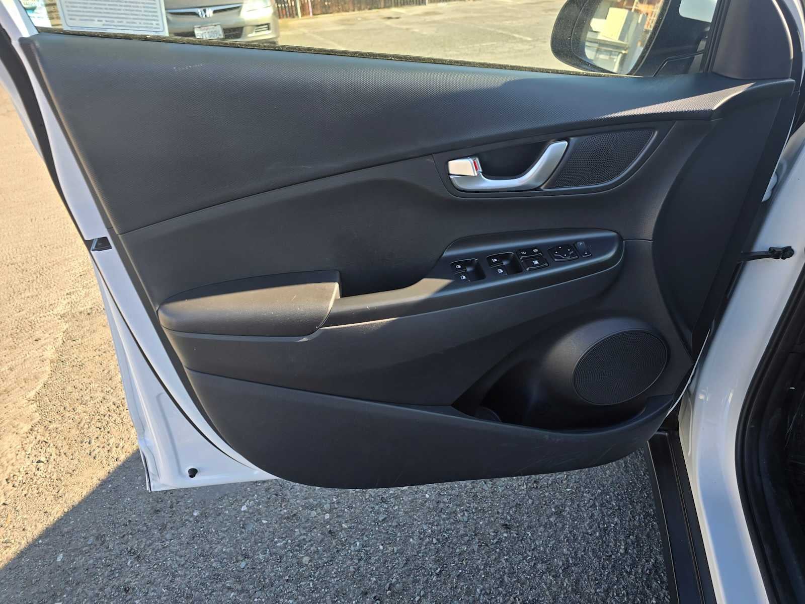 2023 Hyundai Kona Electric SEL