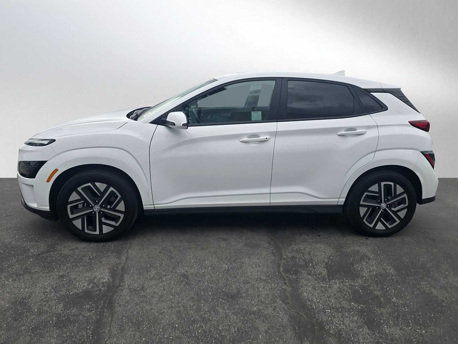 2022 Hyundai Kona Electric SEL