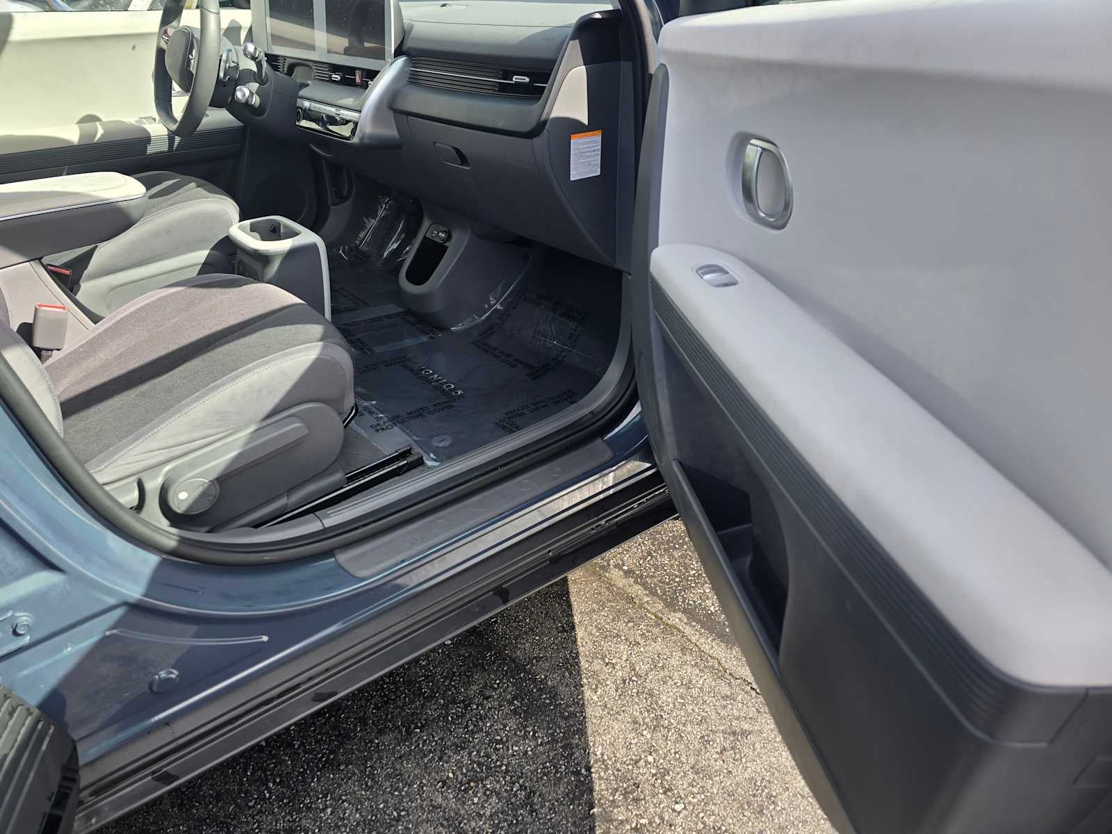 2024 Hyundai IONIQ 5 SEL