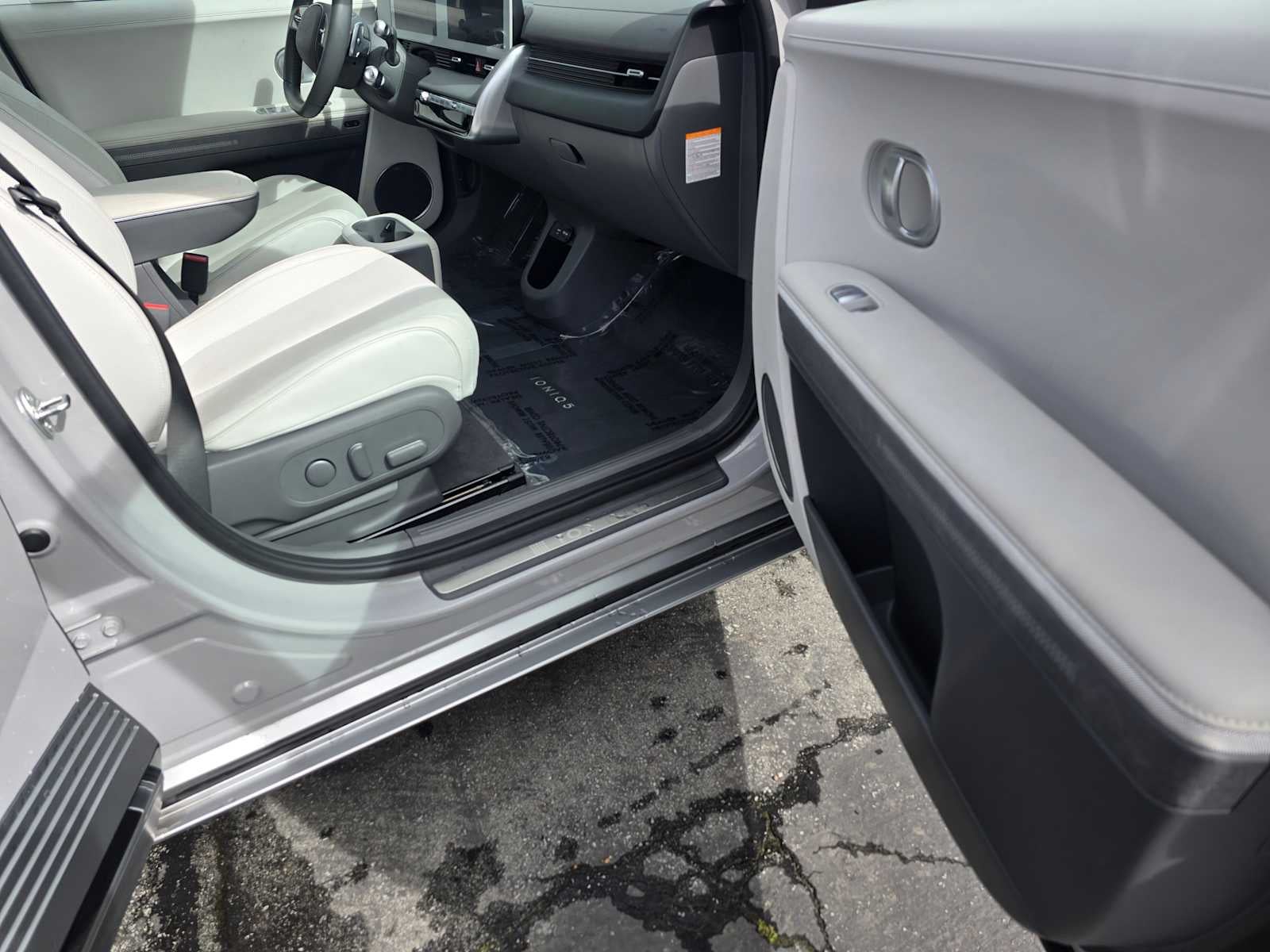 2024 Hyundai IONIQ 5 Limited