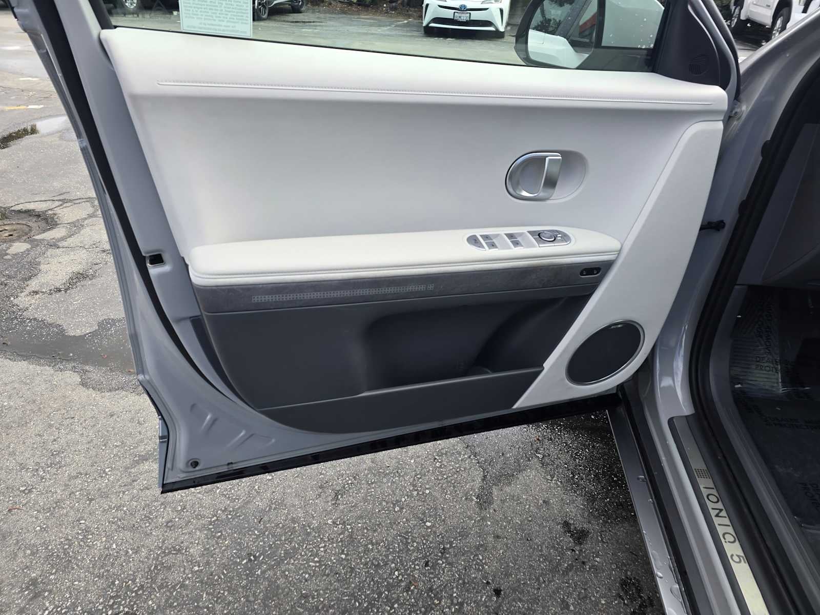 2024 Hyundai IONIQ 5 Limited