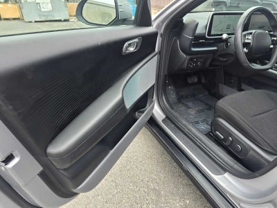 2023 Hyundai IONIQ 6 SE Standard Range