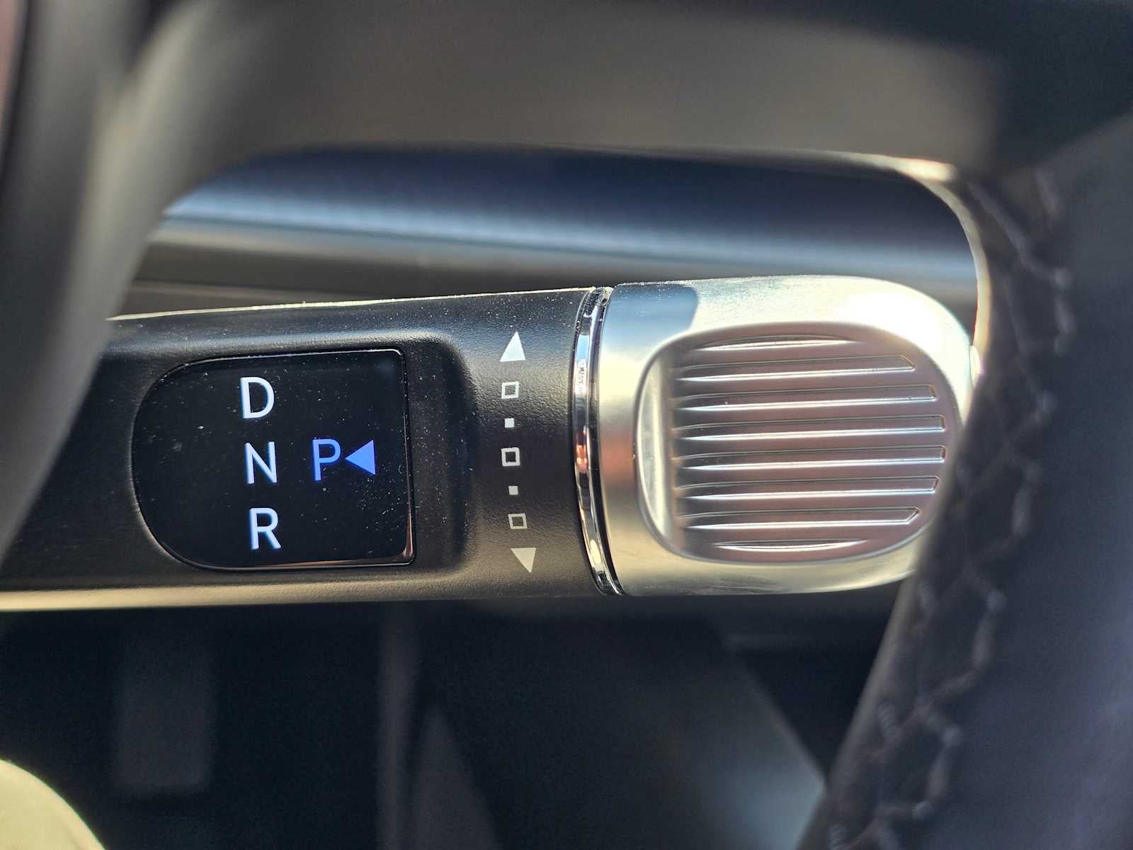2024 Hyundai IONIQ 6 SE