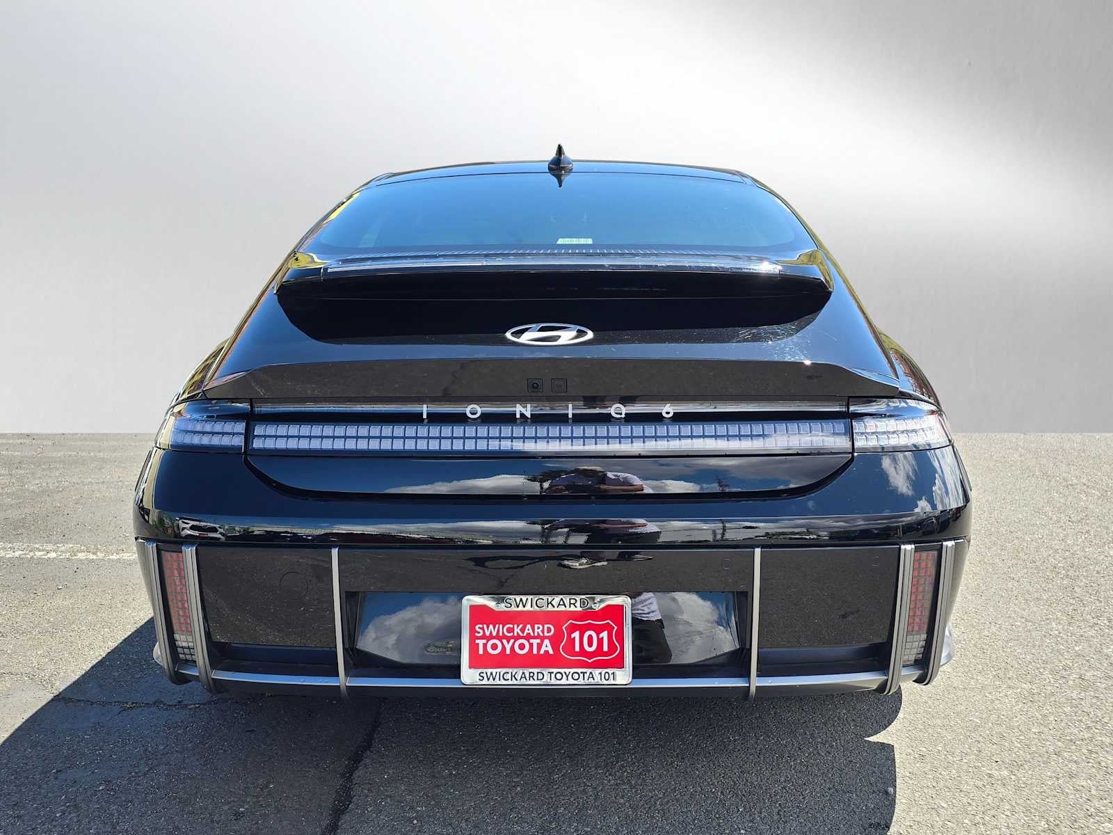 2024 Hyundai IONIQ 6 SE