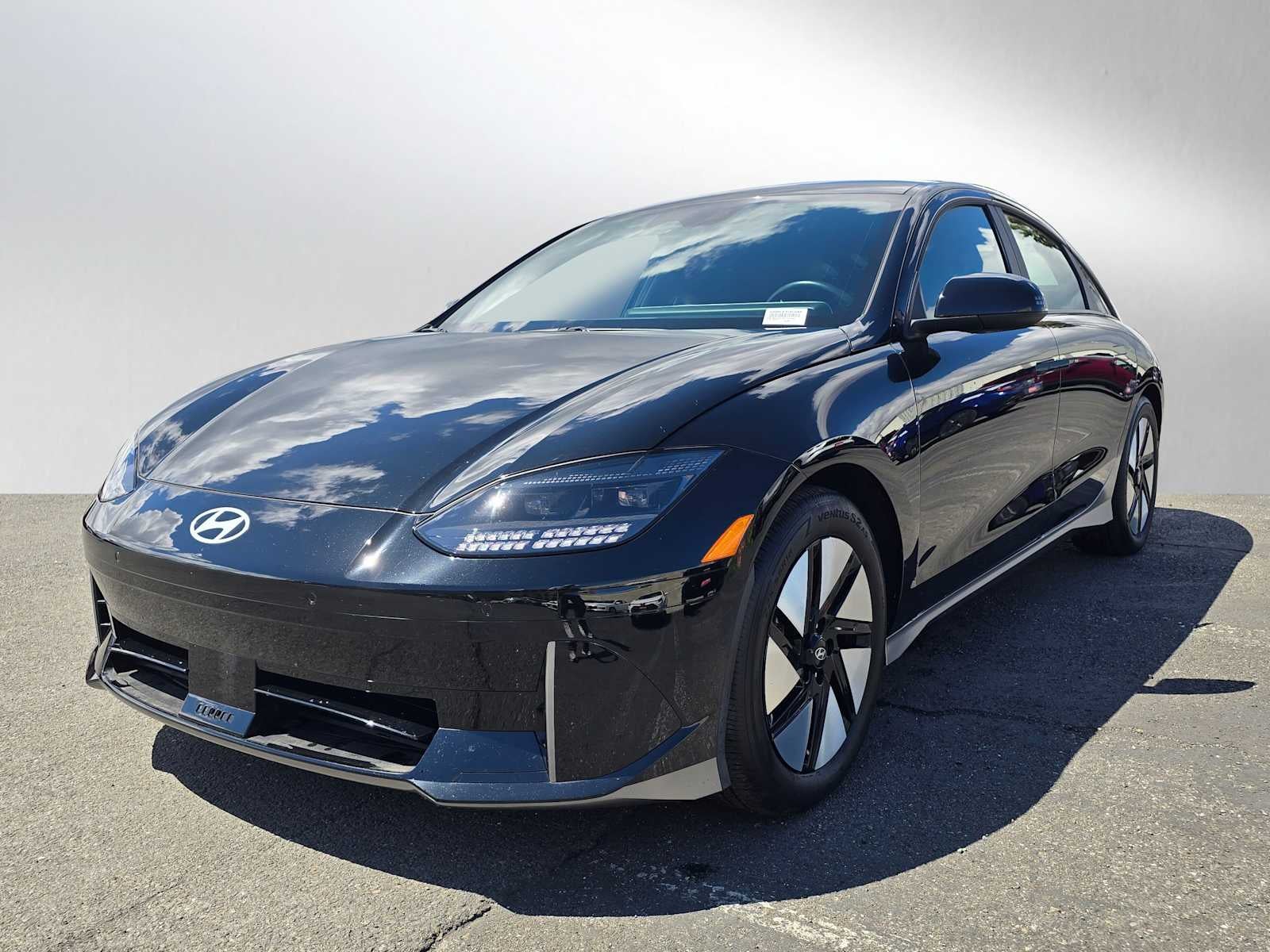2024 Hyundai IONIQ 6 SE