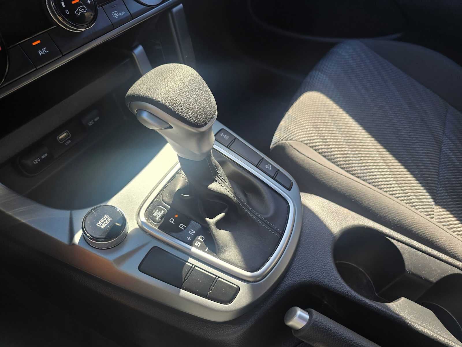 2024 Kia Seltos LX