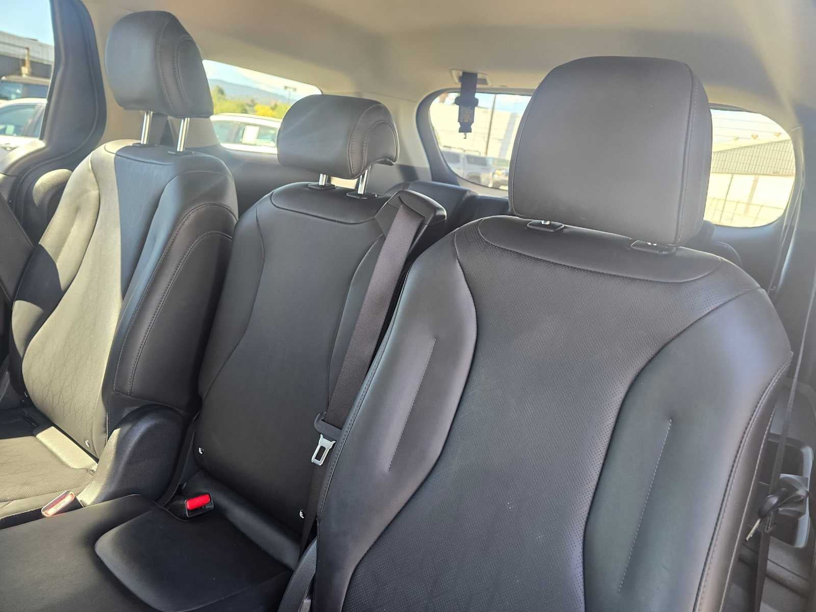2026 Kia Carnival Hybrid LXS