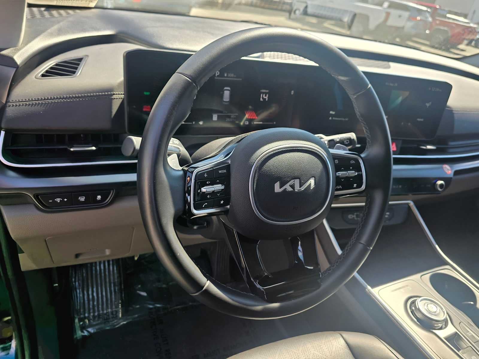 2026 Kia Carnival Hybrid LXS