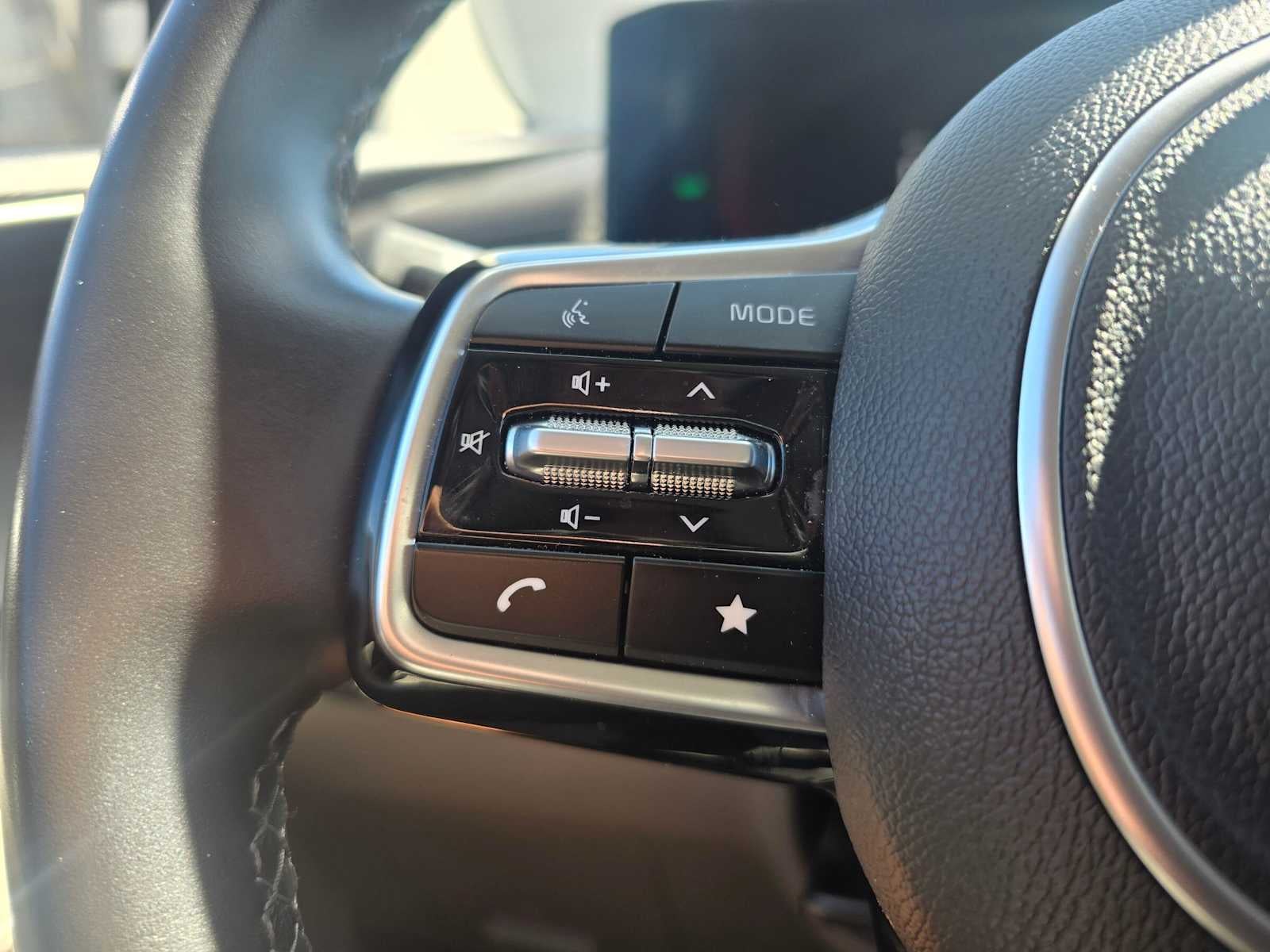 2026 Kia Carnival Hybrid LXS