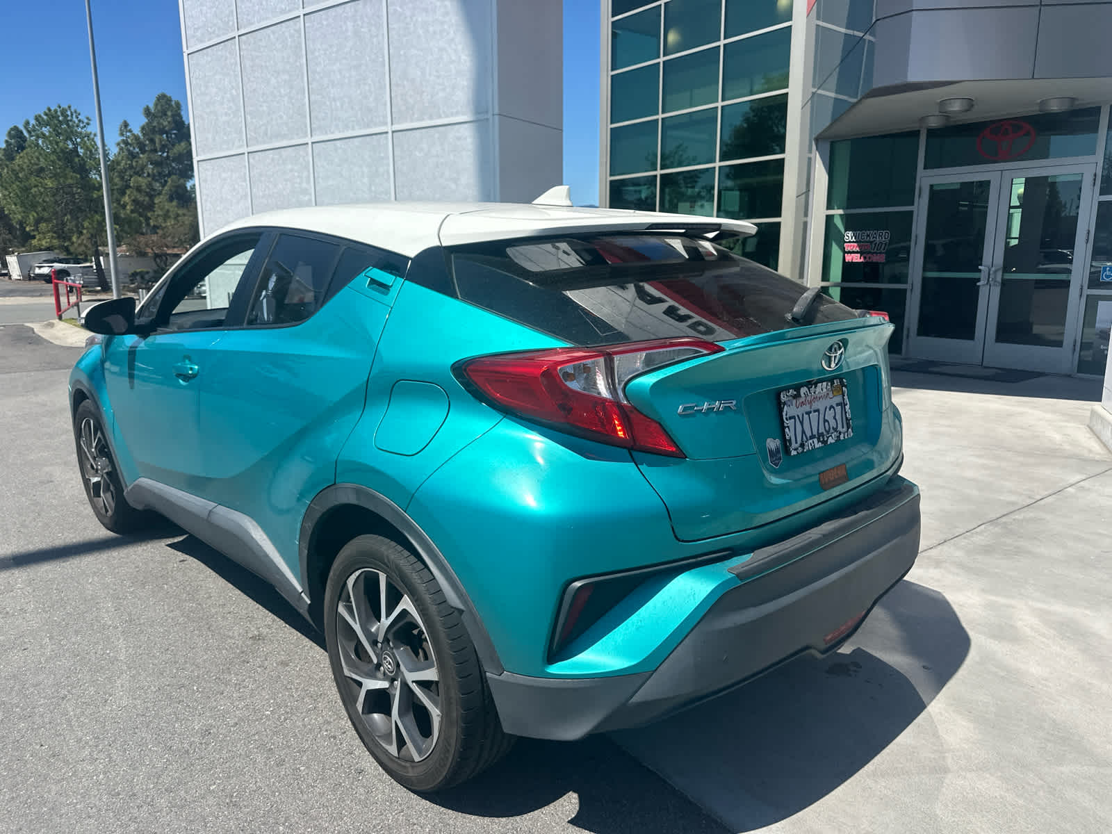 2018 Toyota C-HR XLE Premium