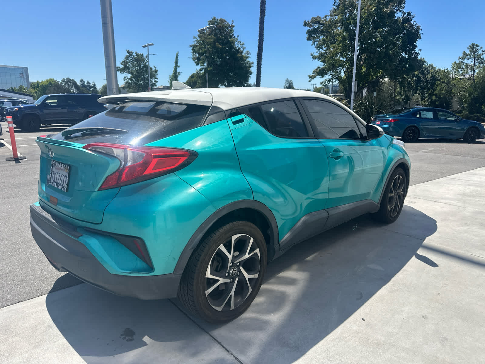2018 Toyota C-HR XLE Premium
