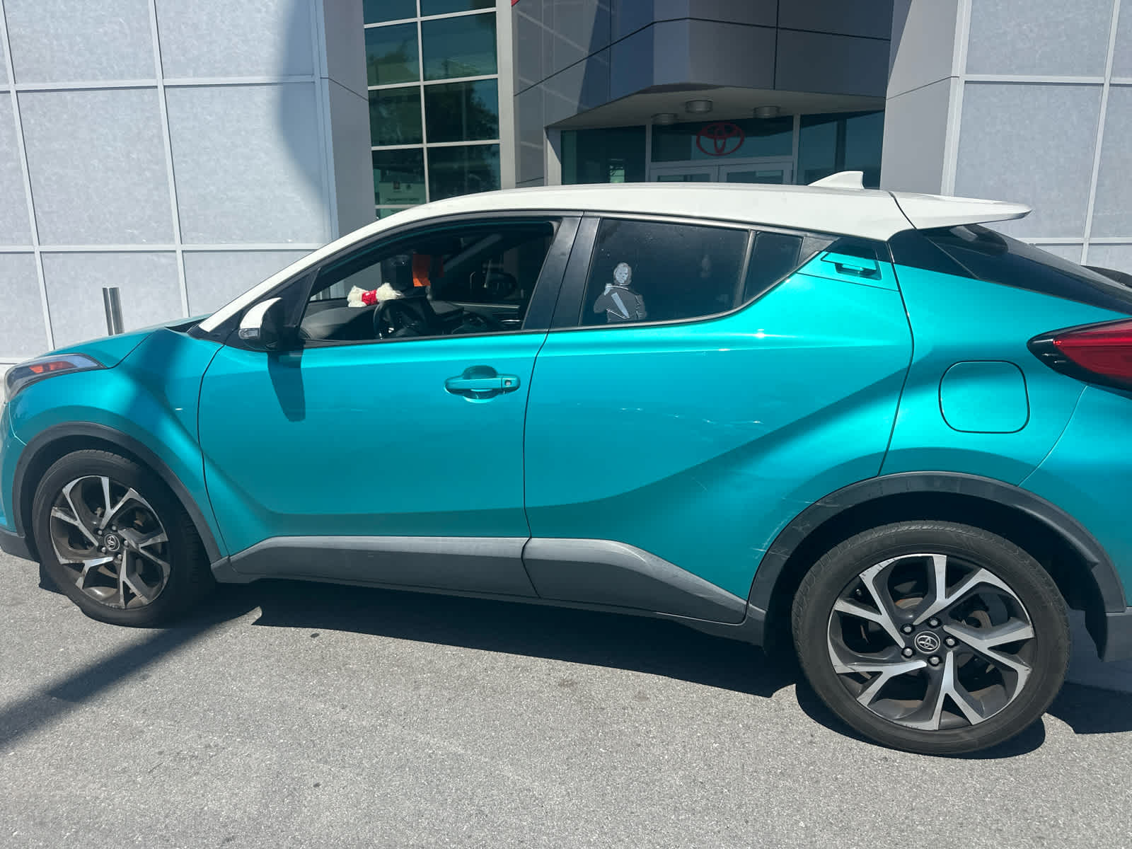 2018 Toyota C-HR XLE Premium