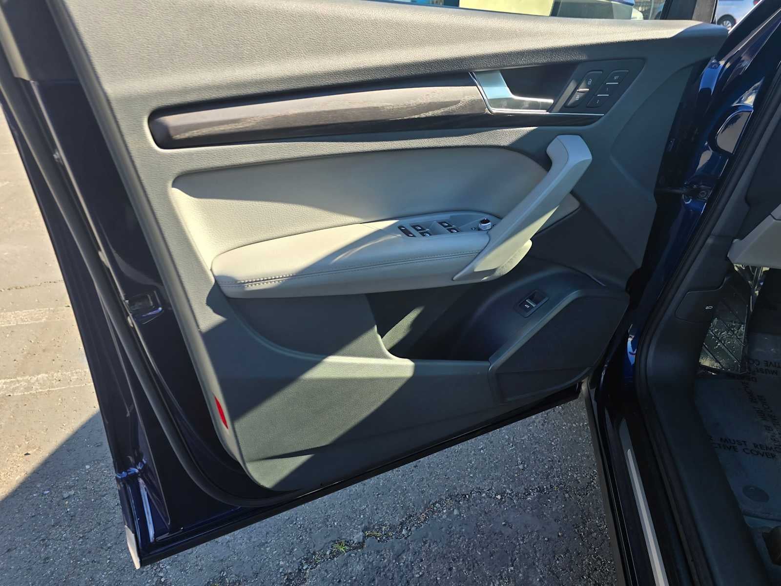 2020 Audi Q5 Premium Plus