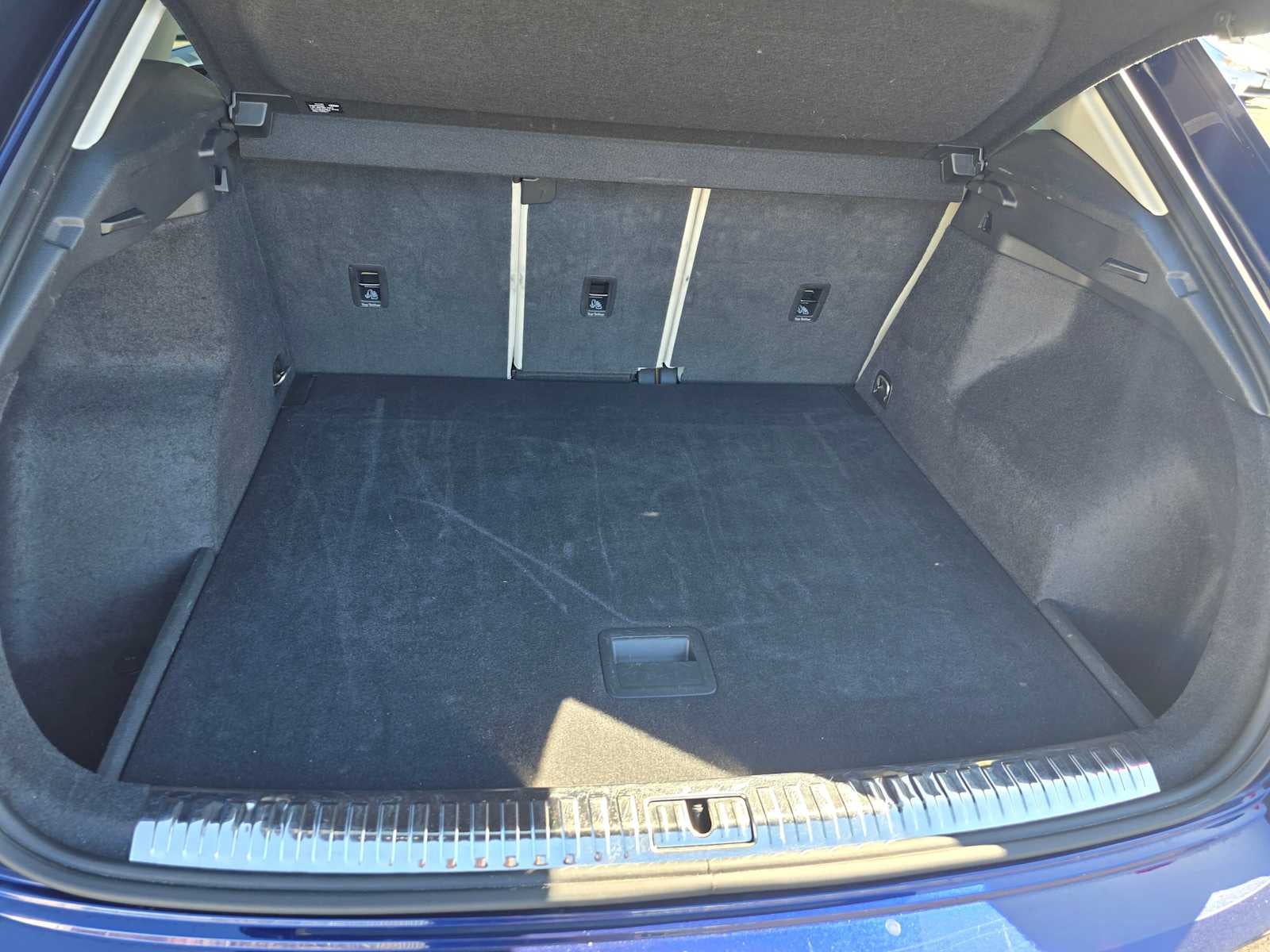 2024 Audi Q3 S line Premium