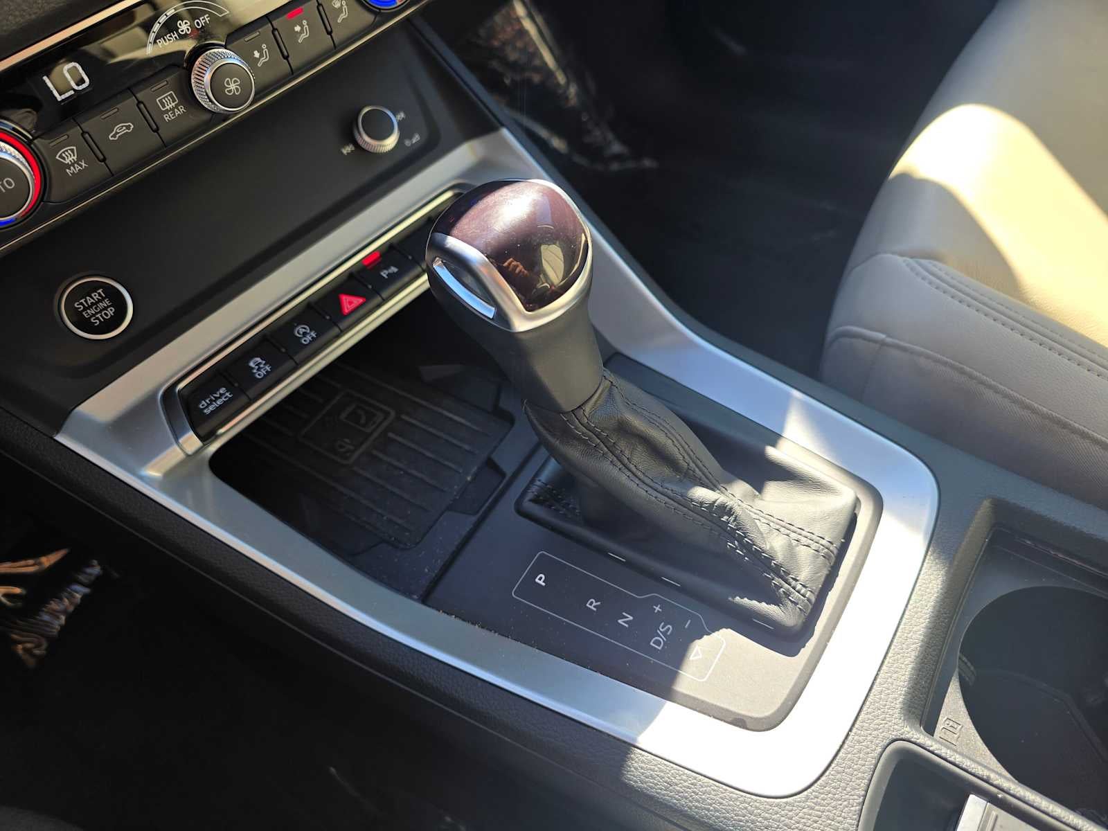 2024 Audi Q3 S line Premium