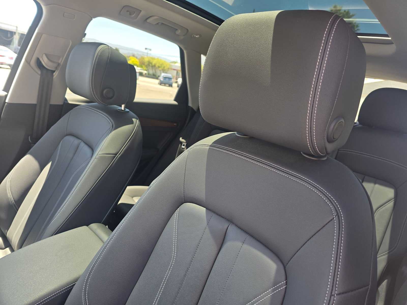 2023 Audi Q5 S line Premium Plus