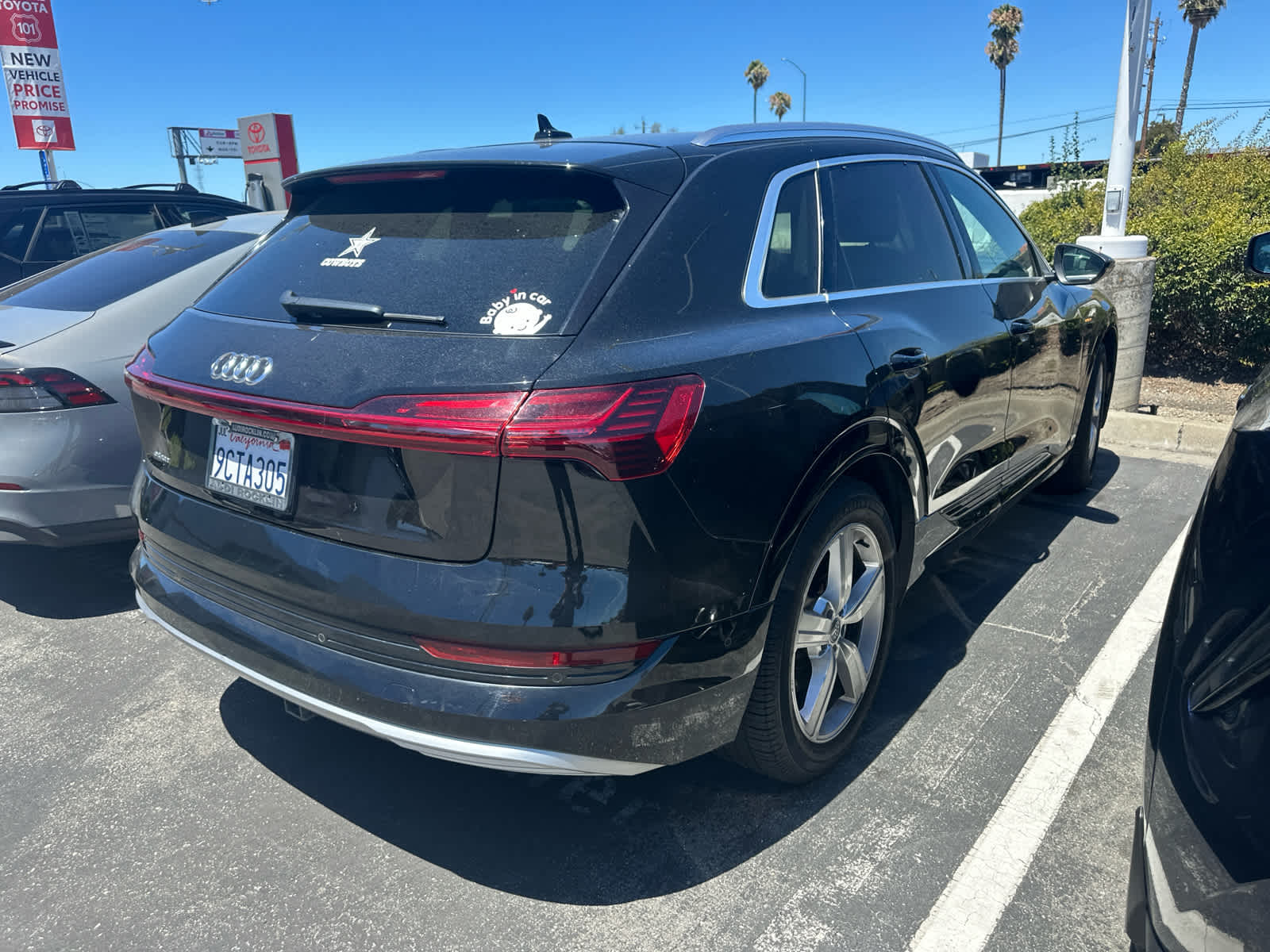 2019 Audi e-tron Premium Plus