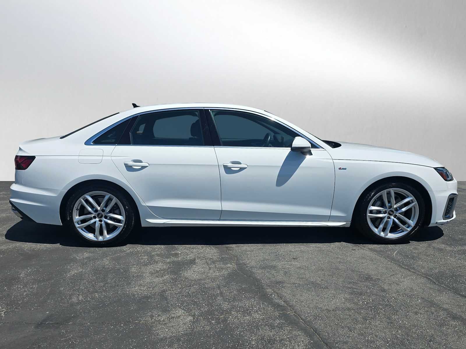 2024 Audi A4 Sedan S line Premium Plus