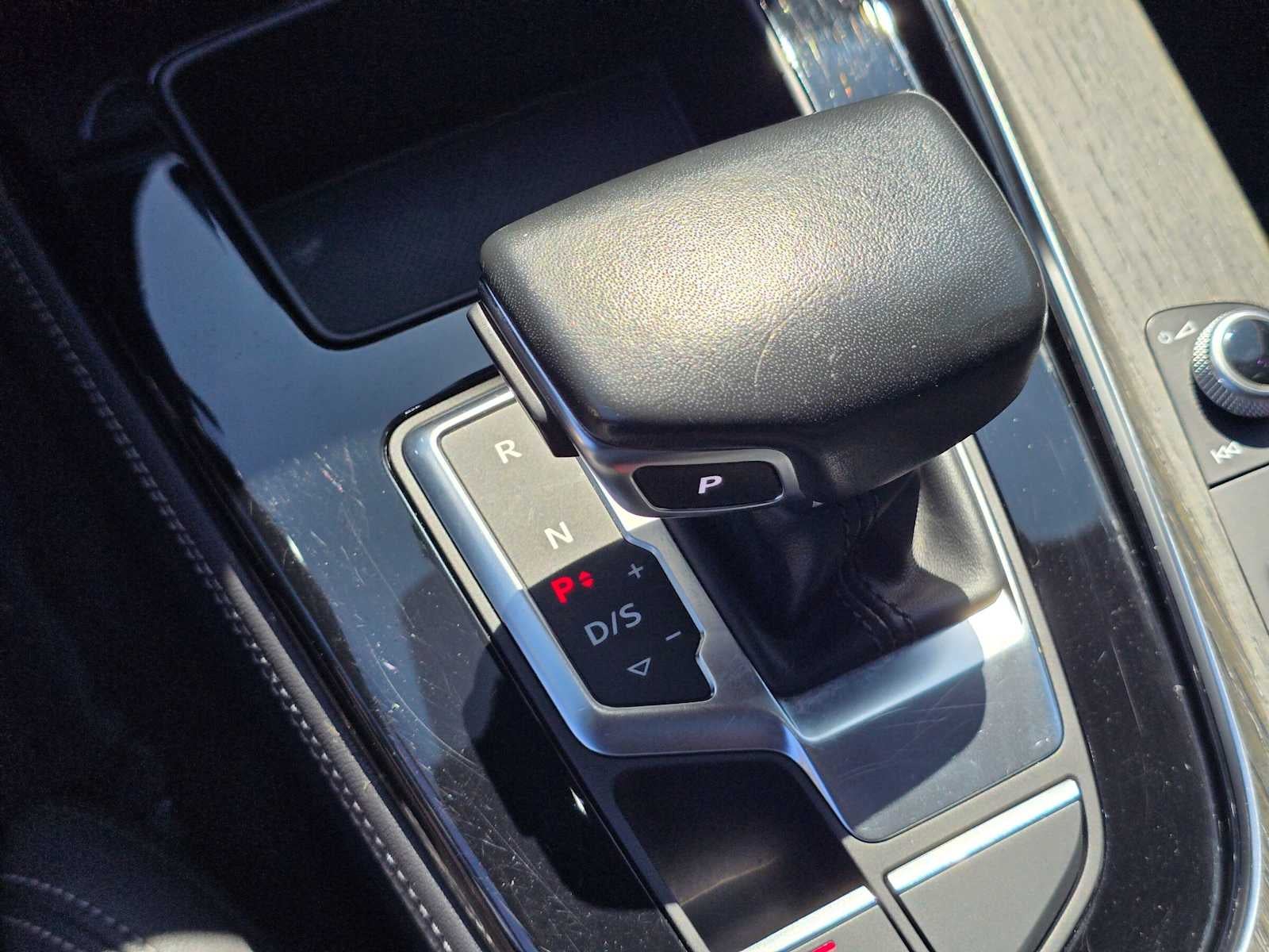 2022 Audi A4 Sedan S line Premium Plus