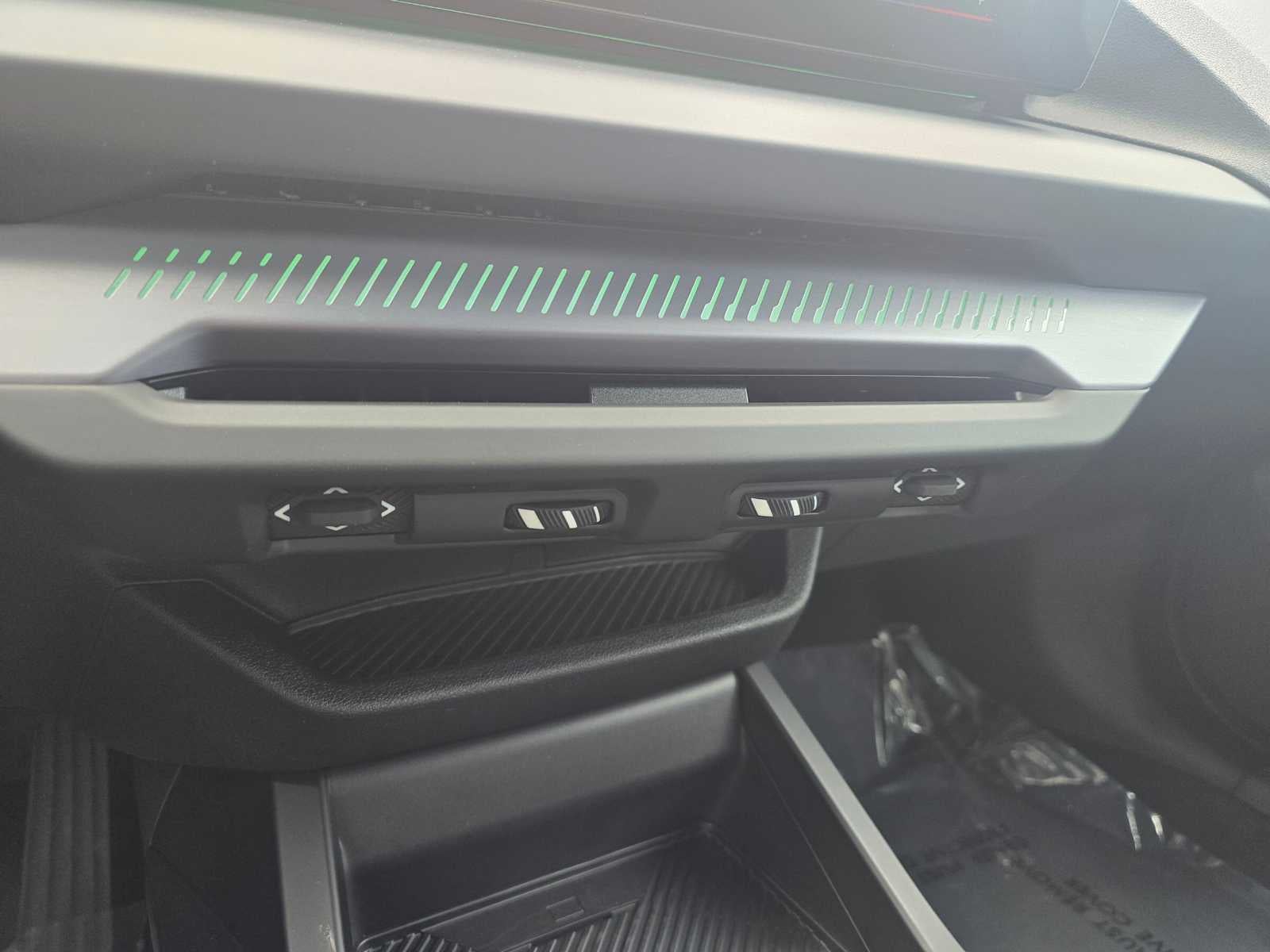 2025 BMW 228 xDrive 228 xDrive