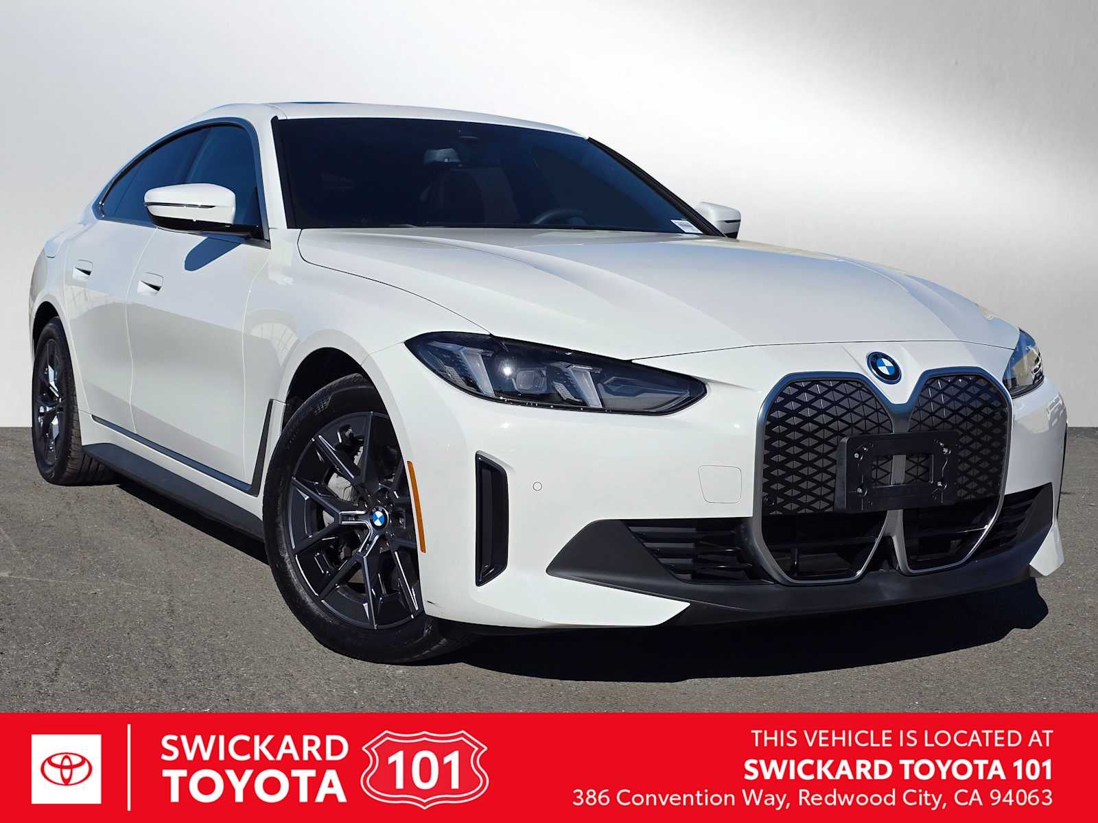 2025 BMW i4 eDrive40