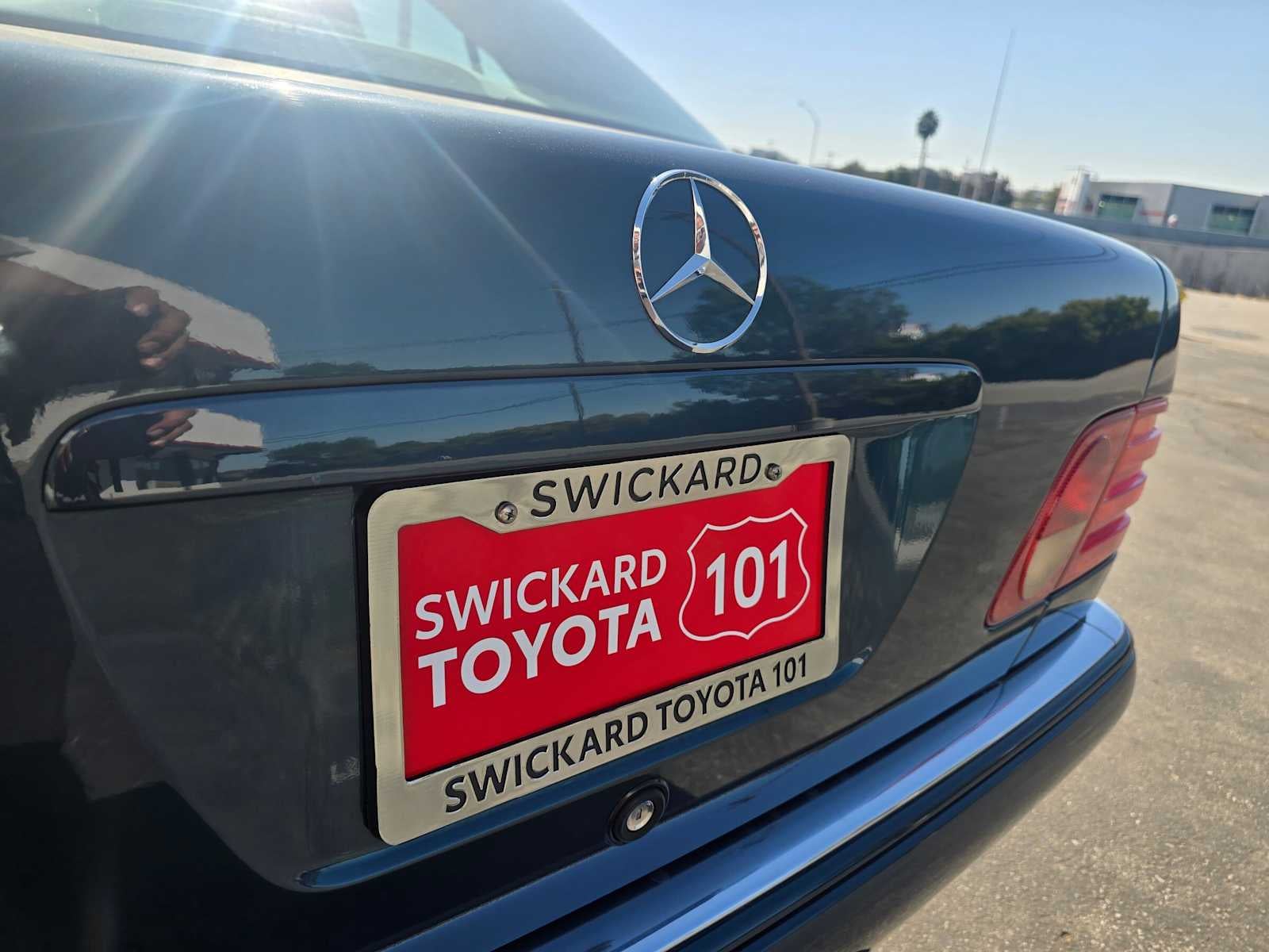 1999 Mercedes-Benz E320 4dr Sdn 3.2L