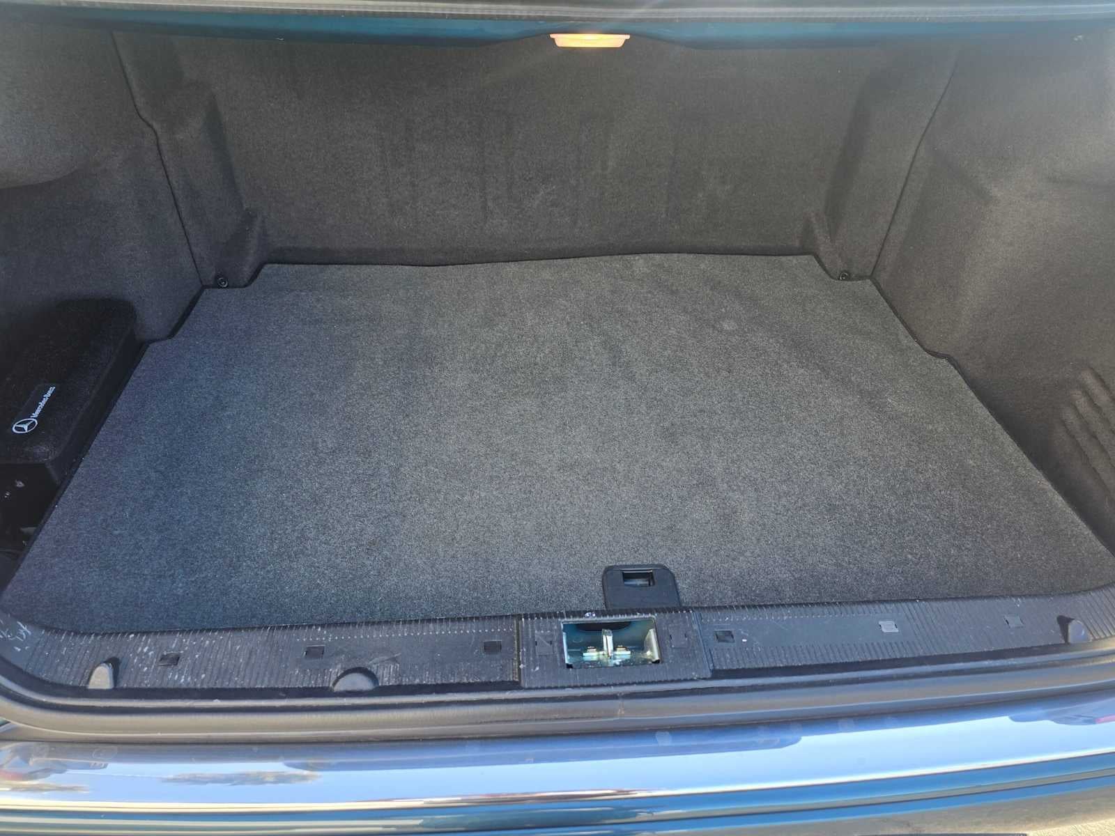 1999 Mercedes-Benz E320 4dr Sdn 3.2L
