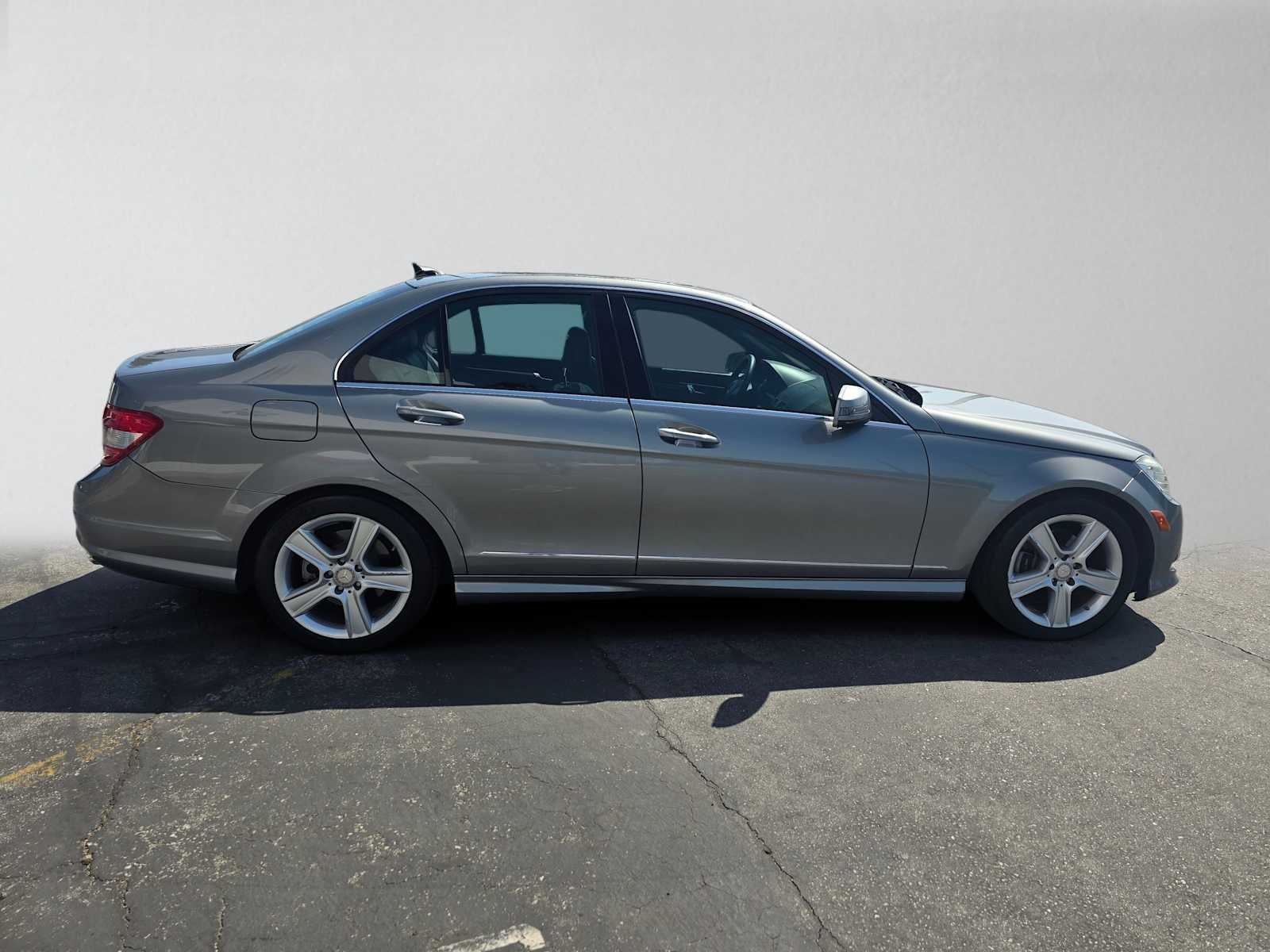 2010 Mercedes-Benz C 300 C 300 Luxury