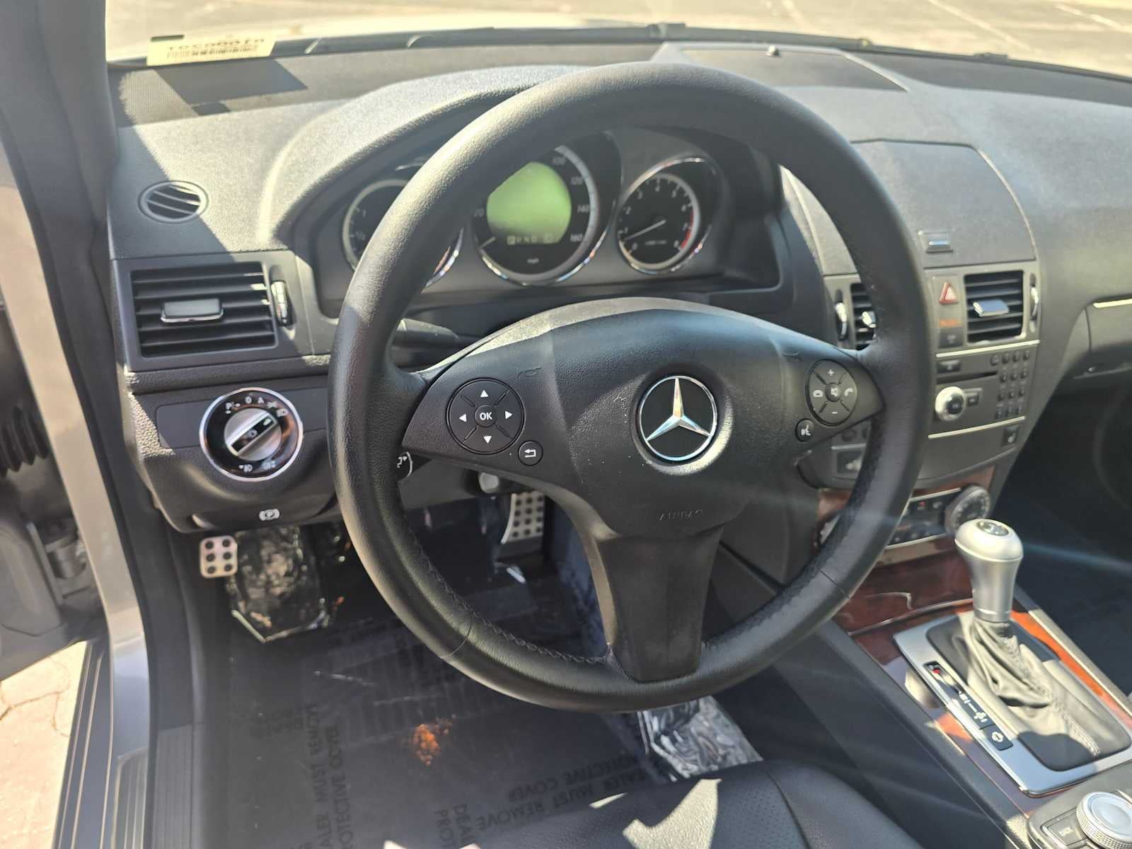 2010 Mercedes-Benz C 300 C 300 Luxury