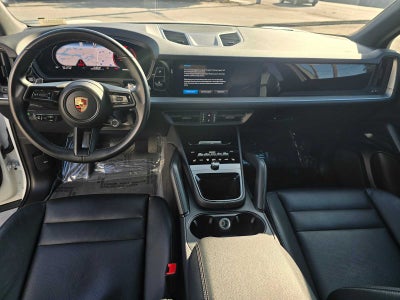 2024 Porsche Cayenne AWD