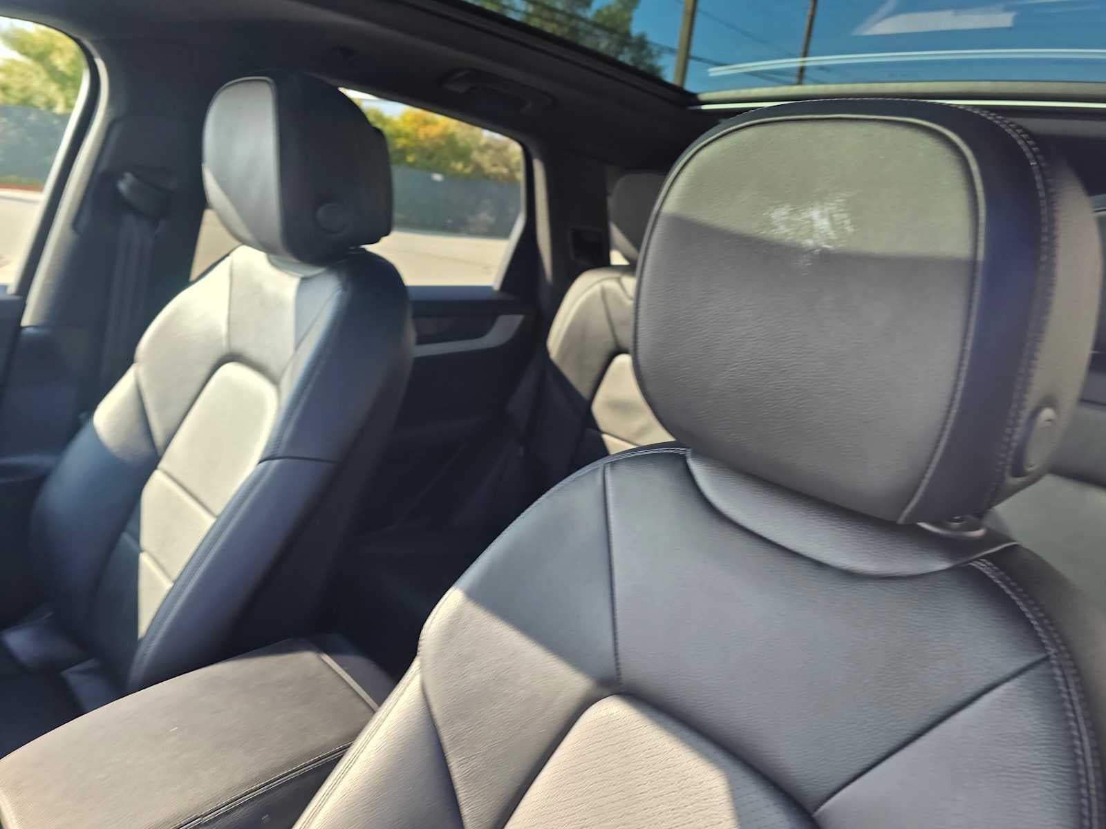 2024 Porsche Cayenne AWD