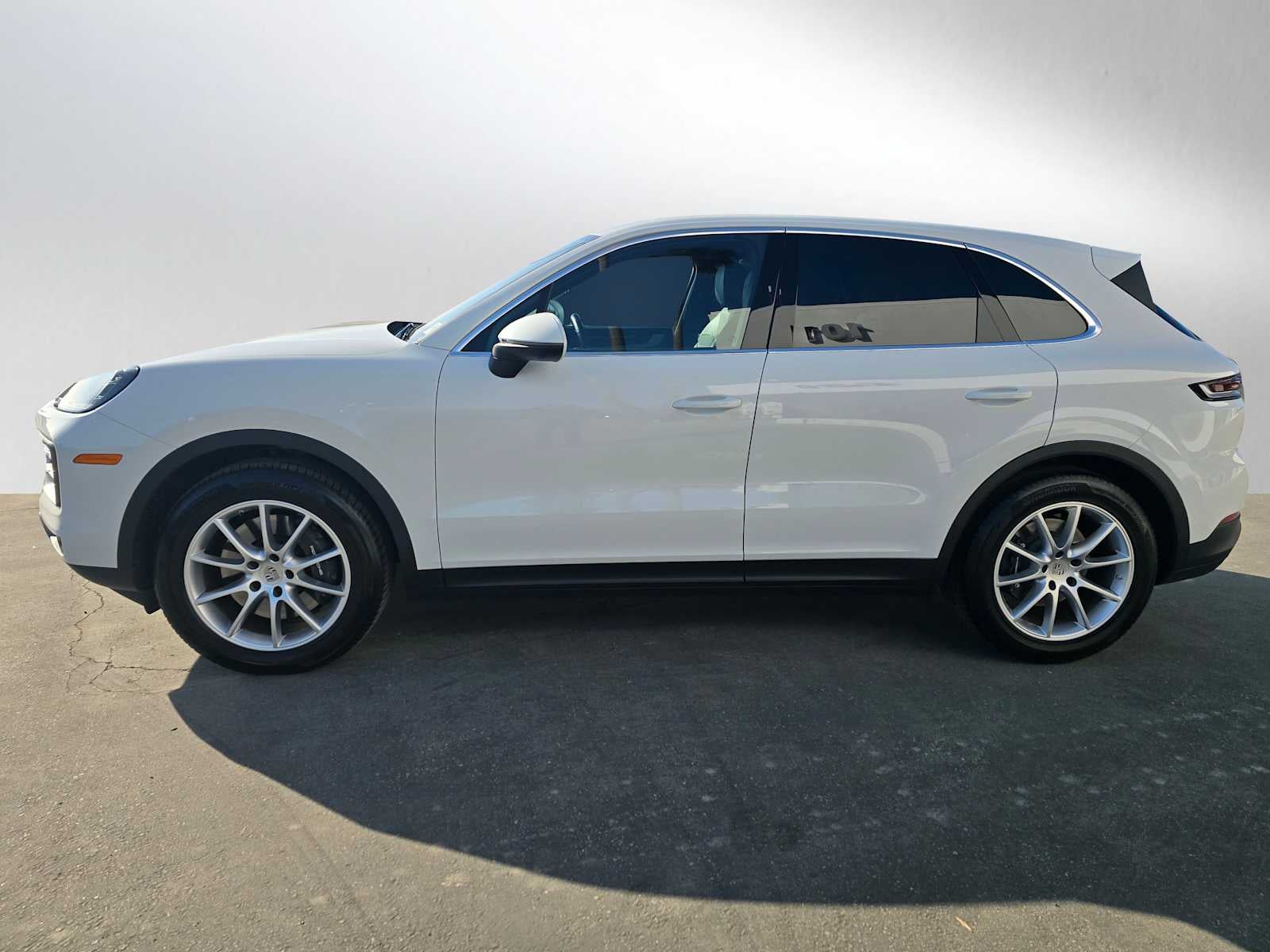 2024 Porsche Cayenne AWD