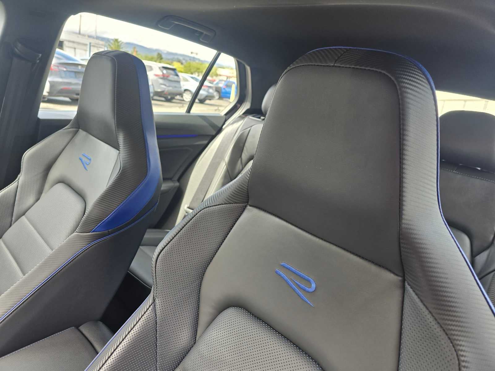 2022 Volkswagen Golf R 2.0T DSG