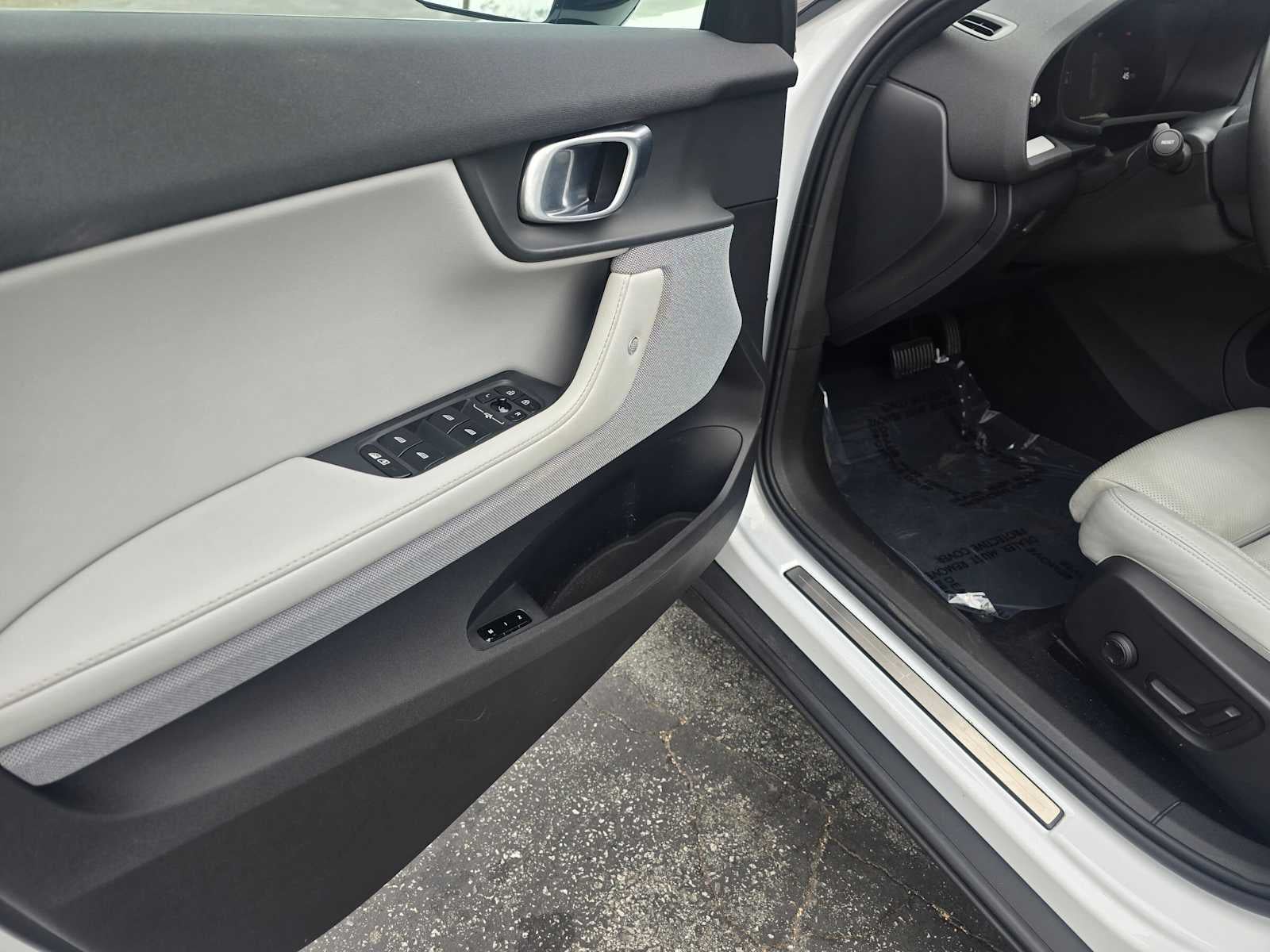 2023 Polestar 2 Long Range Dual Motor