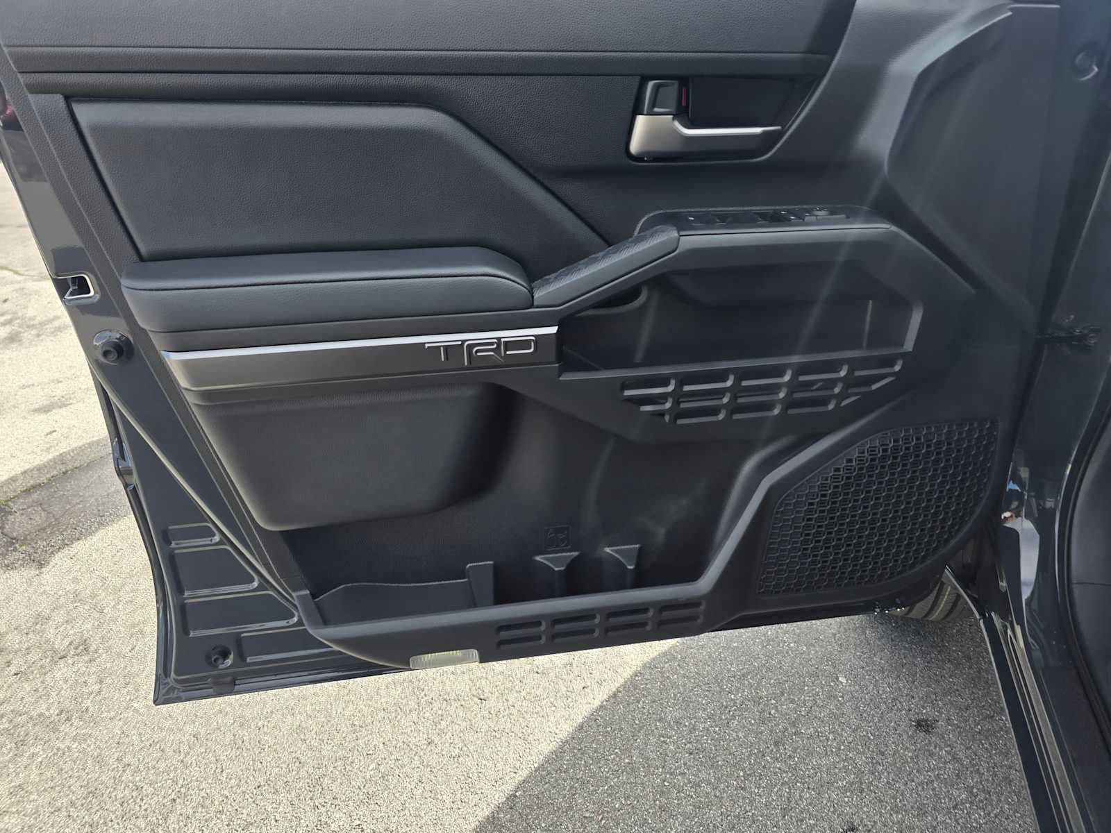 2026 Toyota Tacoma i-FORCE MAX Tacoma TRD Sport