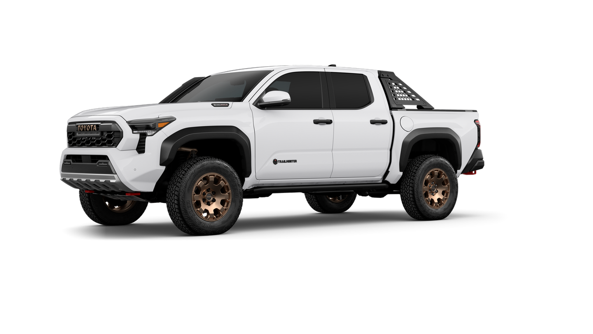 2026 Toyota Tacoma i-FORCE MAX Tacoma Trailhunter