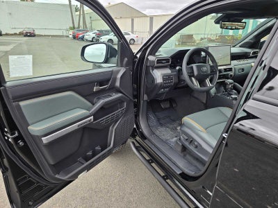 2025 Toyota Tacoma i-FORCE MAX Tacoma Trailhunter