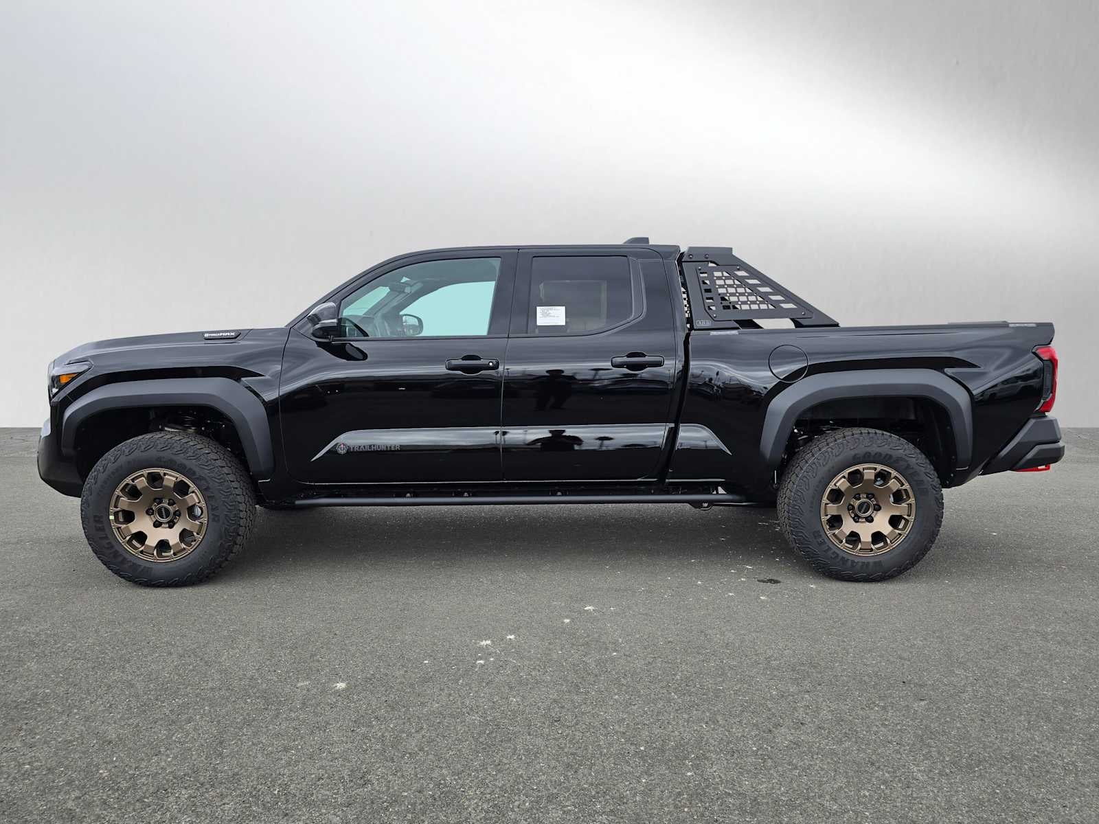 2025 Toyota Tacoma i-FORCE MAX Tacoma Trailhunter