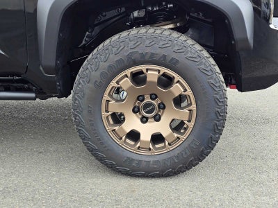 2025 Toyota Tacoma i-FORCE MAX Tacoma Trailhunter